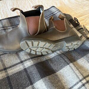 Blundstone Chelsea Boots